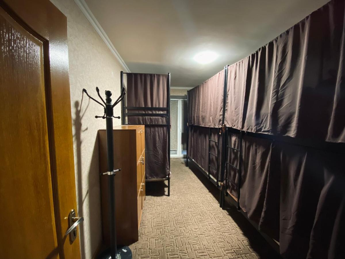 Field Hostel キエフ エクステリア 写真